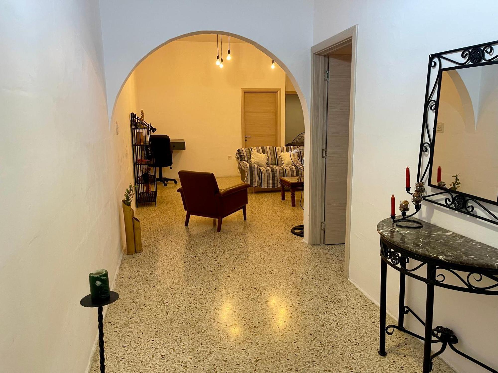 Coastal Charm Spacious 3-bedroom Retreat Steps From The Apartment St. Paul's Bay